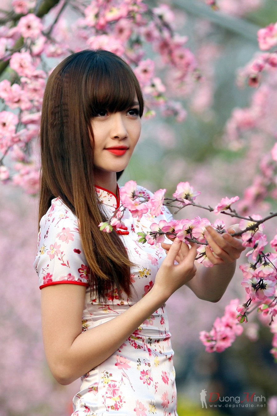 Chiêm ngưỡng vẻ đẹp của hot girl Hà thành Hường Hana