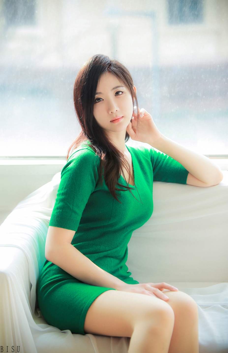 Yoen Da Bin chân dài mông cong gợi cảm