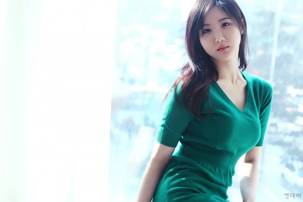 Yoen Da Bin chân dài mông cong gợi cảm