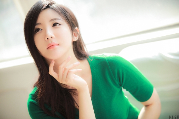 Yoen Da Bin chân dài mông cong gợi cảm