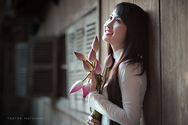 Gái xinh thôi vẫn còn chưa đủ