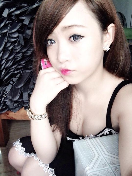 Gái da trắng dáng nuột