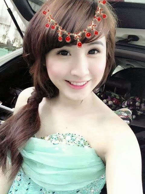 Nét đẹp duyên dáng của gái Việt