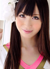 Nữ diễn viên mua điệu nghệ