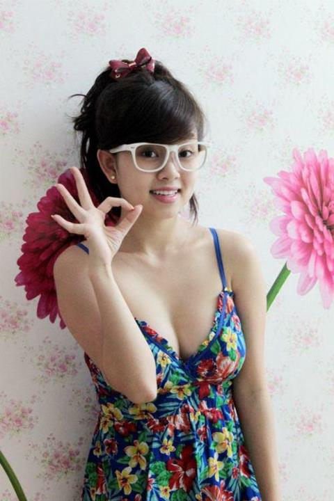 Xinh thì xinh vừa vừa thôi, xinh quá không tốt đâu