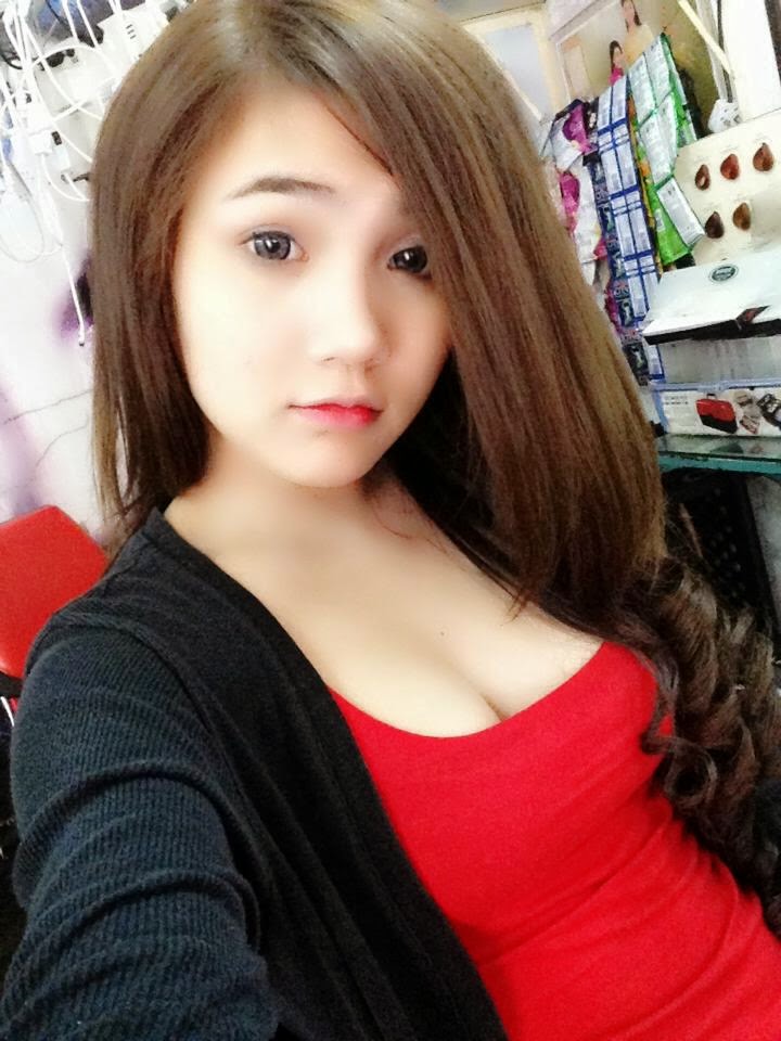 Gái xinh gợi cảm khoe thân hình bốc lửa