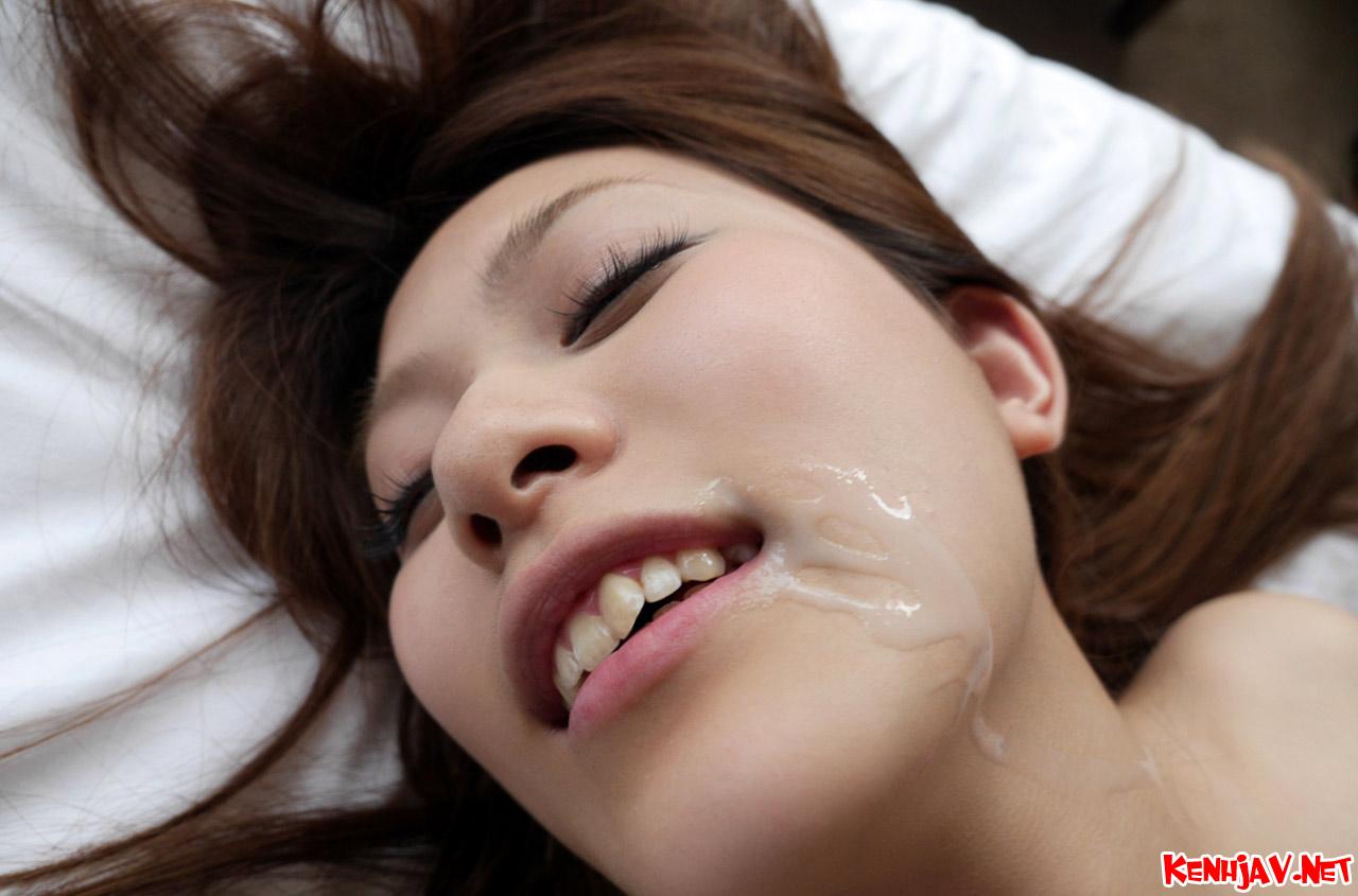 Lúc làm tình mà cứ vui cười như thế này thì tốt quá