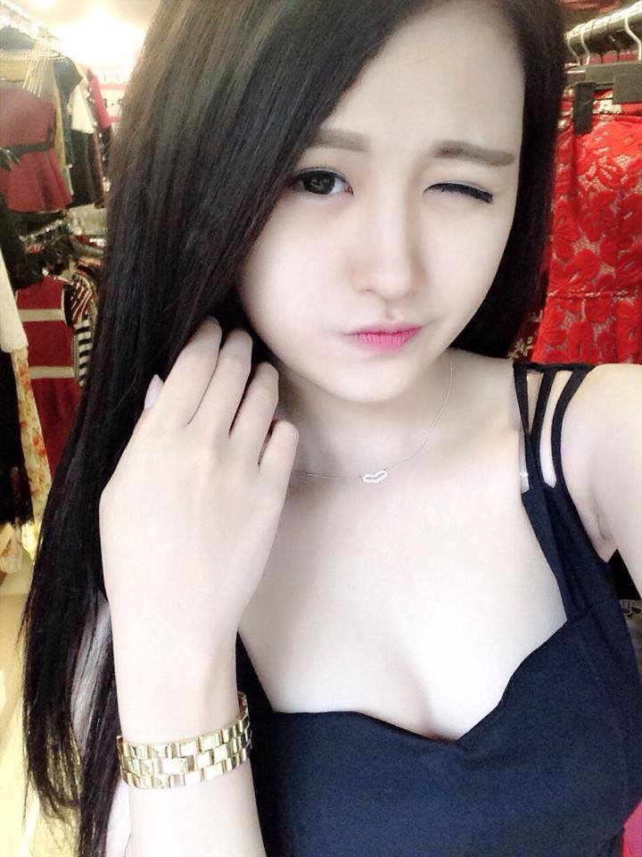 Em xinh quá, có bác nào biết em này tên gì không? Em xinh quá, có bác nào biết em này tên gì không?