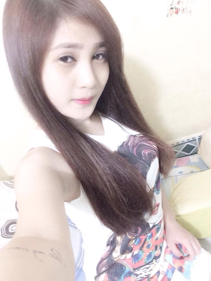 Bé Nhi xinh chưa kìa các bác ơi Bé Nhi xinh chưa kìa các bác ơi
