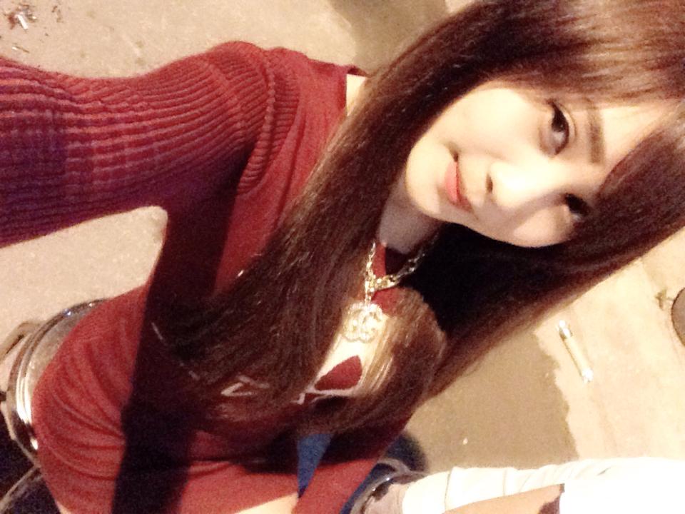 Bé Nhi xinh chưa kìa các bác ơi Bé Nhi xinh chưa kìa các bác ơi