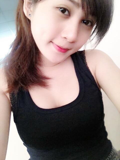 Bé Nhi xinh chưa kìa các bác ơi Bé Nhi xinh chưa kìa các bác ơi