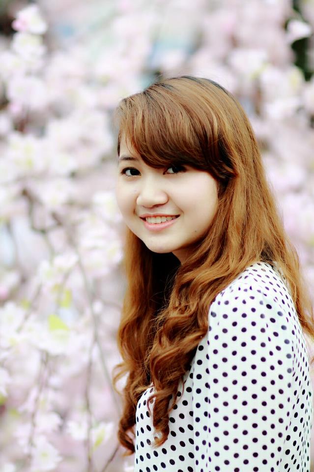Những teen girl có khuôn mặt xinh xắn Những teen girl có khuôn mặt xinh xắn