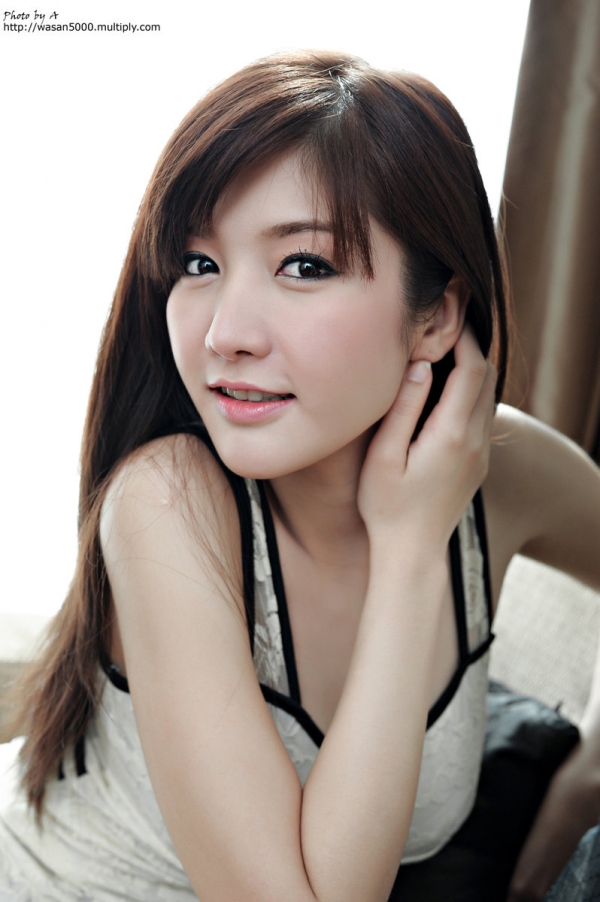 Gái xinh càng nhìn càng thêm xinh