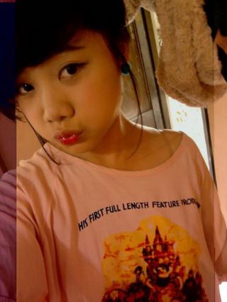 Những girl xinh ứ chịu nổi trên facebook năm 2013 - Phần 2