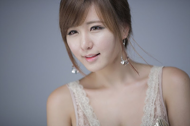 Ryu Ji Hye quyến rũ và khiêu gợi