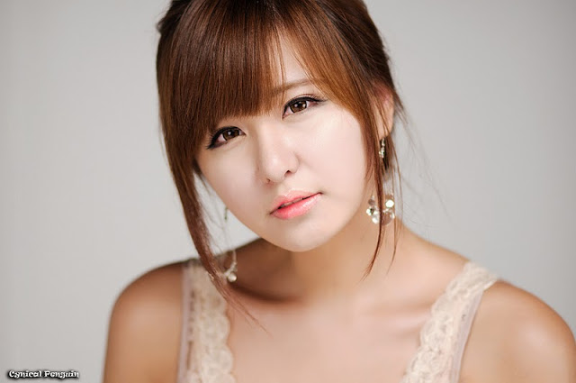Ryu Ji Hye quyến rũ và khiêu gợi