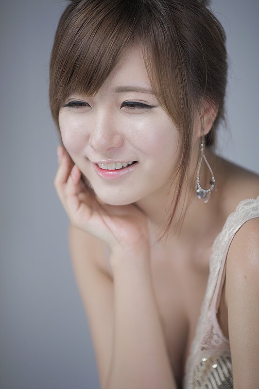 Ryu Ji Hye quyến rũ và khiêu gợi