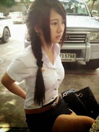 Em xinh bưởi cũng xinh