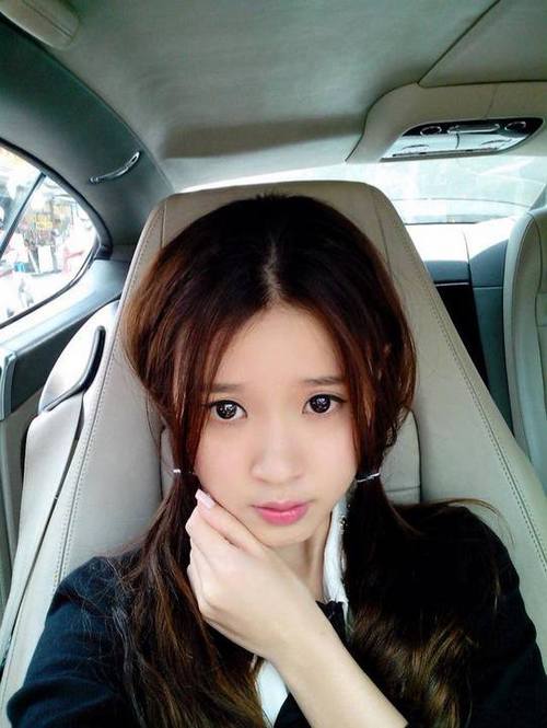 Muôn kiểu ‘tự sướng’ của hot girl, sao Việt Muôn kiểu ‘tự sướng’ của hot girl, sao Việt