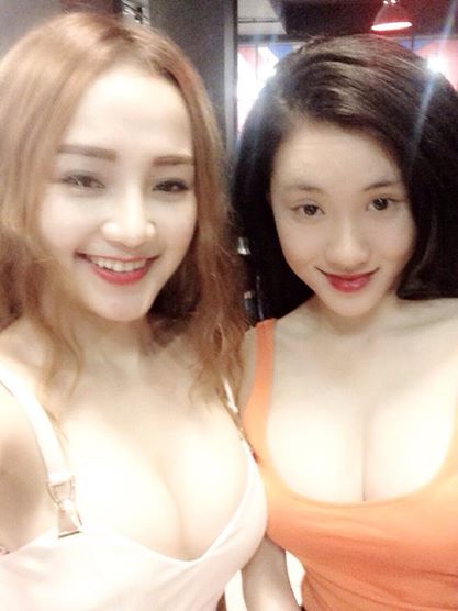 Bé Na ăn gì mà bưởi to thế