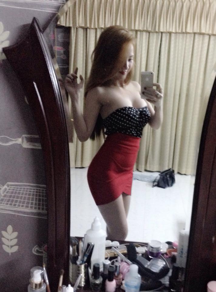 Bé Na ăn gì mà bưởi to thế