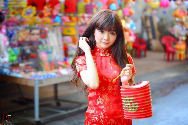 Hôm qua vừa mới đi chơi trung thu với em gái xinh xắn này