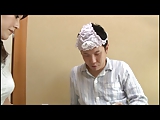 Mẹ dạy con cách làm tình