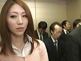 Khi gái dâm ở đi thang máy